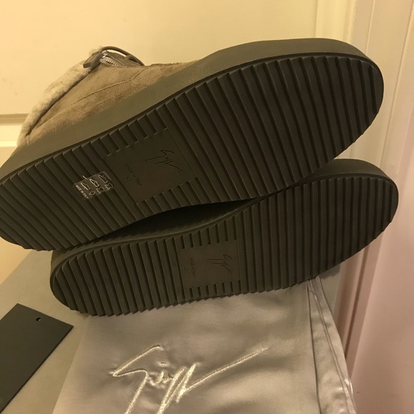 NEW Giuseppe Zanotti Shearling Mid Top Sneakers - Picture 6 of 7